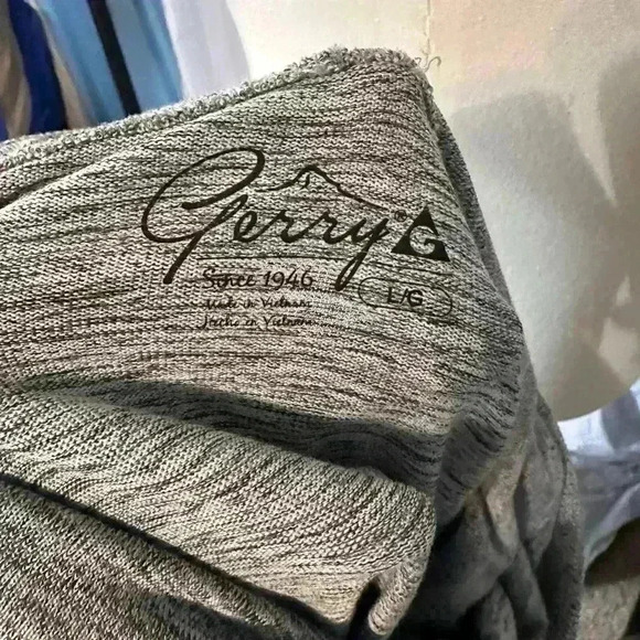 Gerry Women’s Pullover. Grey. Size Large. EUC - Picture 6 of 6